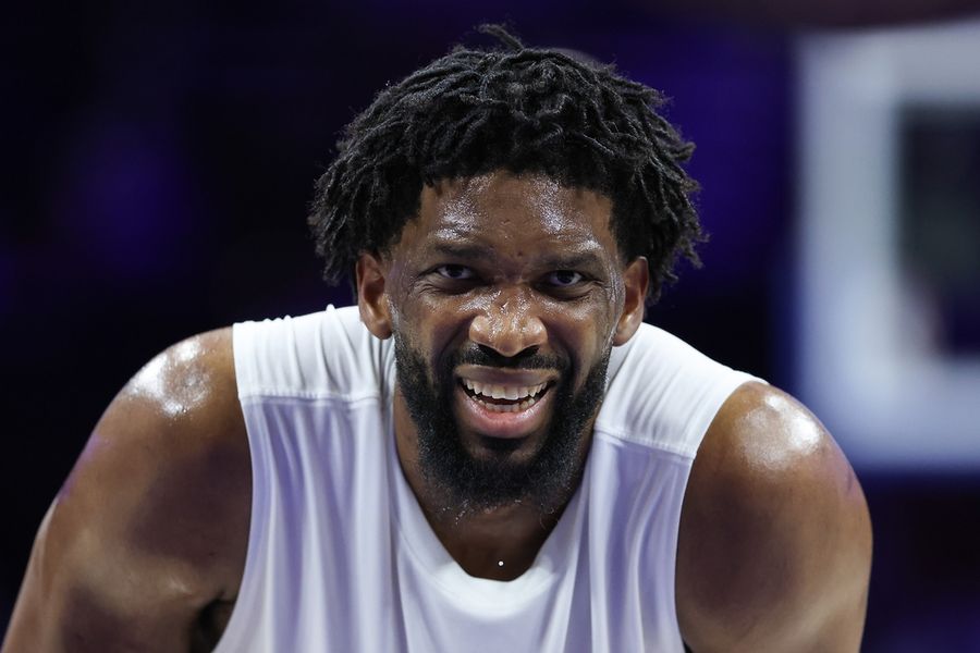 Deadspin | 76ers star Joel Embiid returns to action against Mavericks