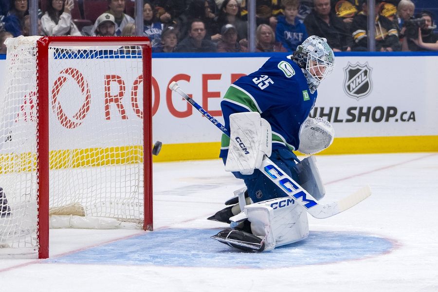 Deadspin | Canucks G Thatcher Demko (lower body) week-to-week