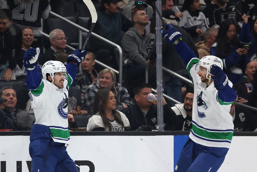 Deadspin | Canucks look to pick up steam at expense of Ducks