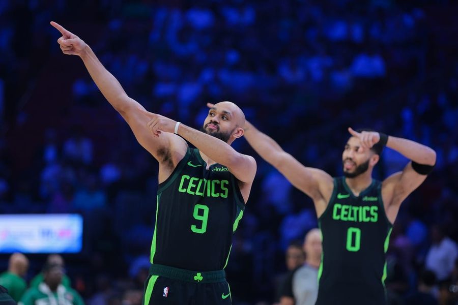 Deadspin | Celtics overcome slow start to freeze Heat