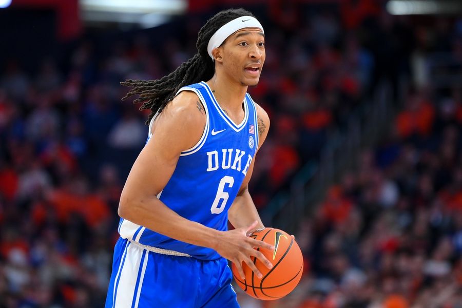 Deadspin | Duke F Maliq Brown to miss ‘some time’ with dislocated shoulder