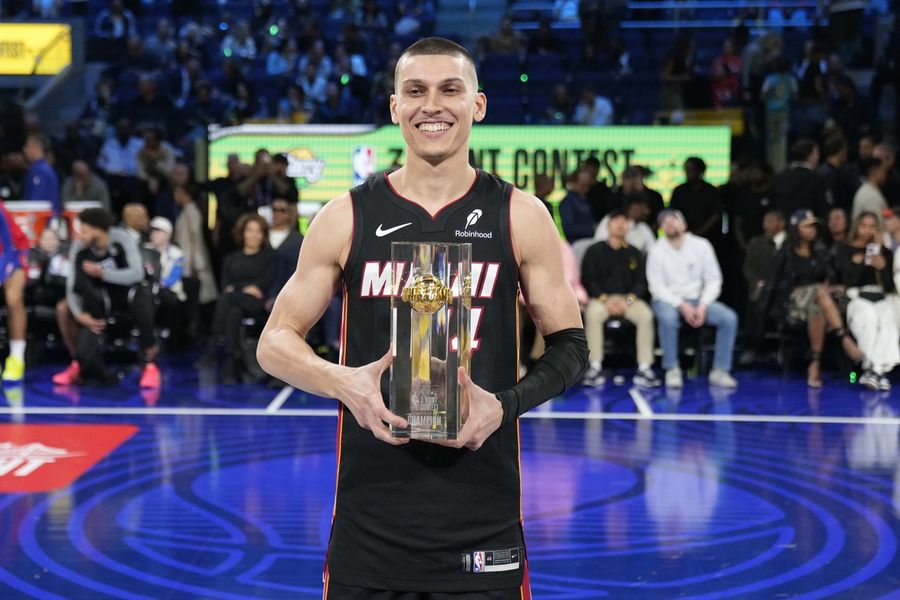 Deadspin | Heat's Tyler Herro wins 3-point contest; Cavs duo takes skills challenge