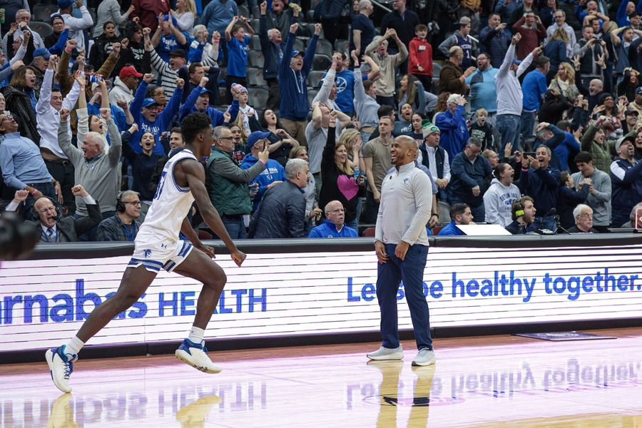 Deadspin | Late basket allows Seton Hall to shock UConn in OT