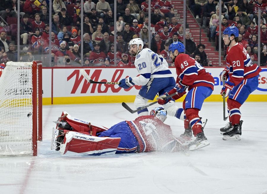 Deadspin | Lightning power past Canadiens for fourth straight win