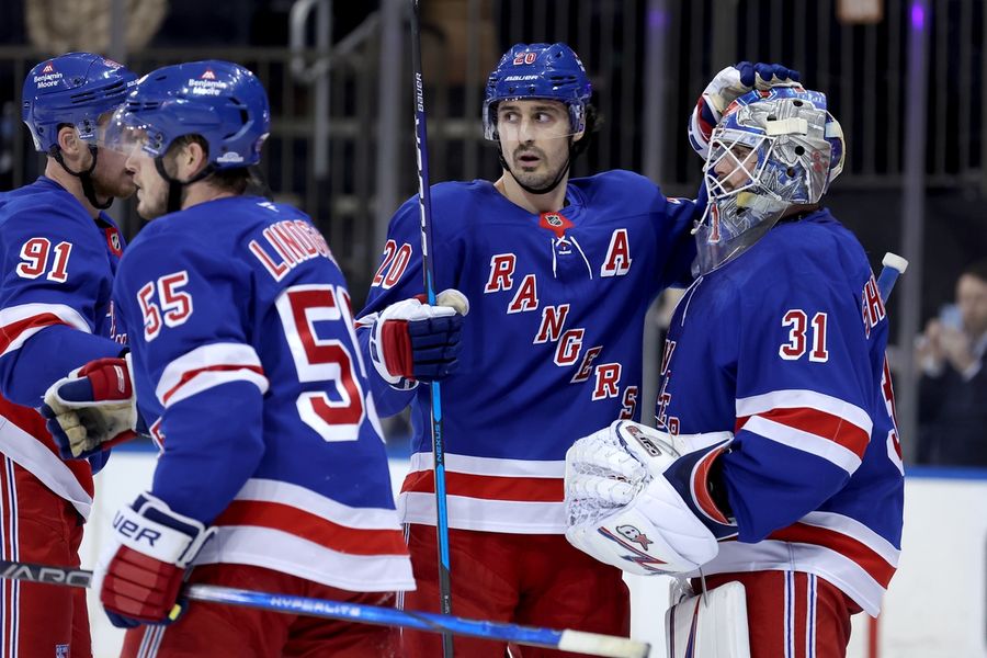 Deadspin | NHL roundup: Short-handed goal caps Rangers' rally past Bruins