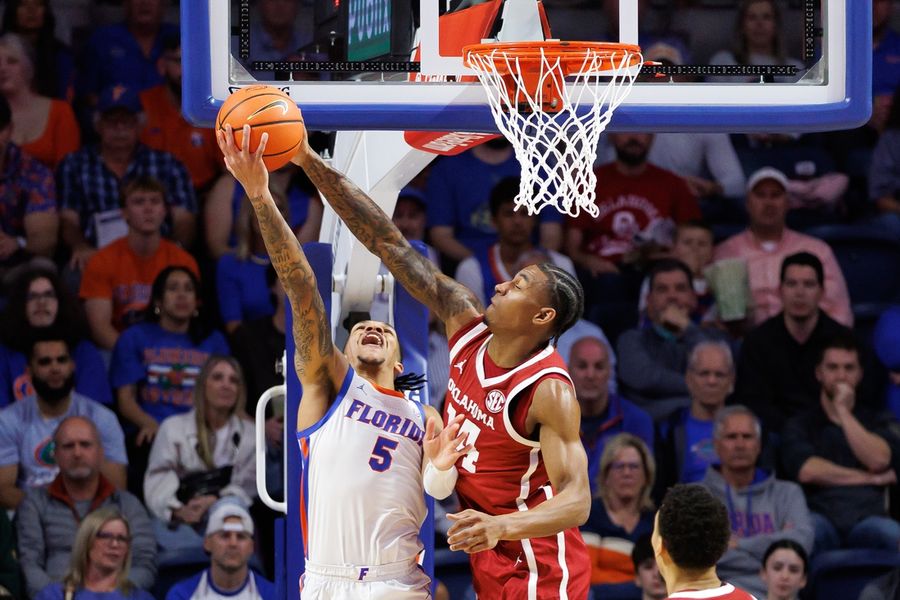 Deadspin | No. 2 Florida strolls past Oklahoma, 85-63