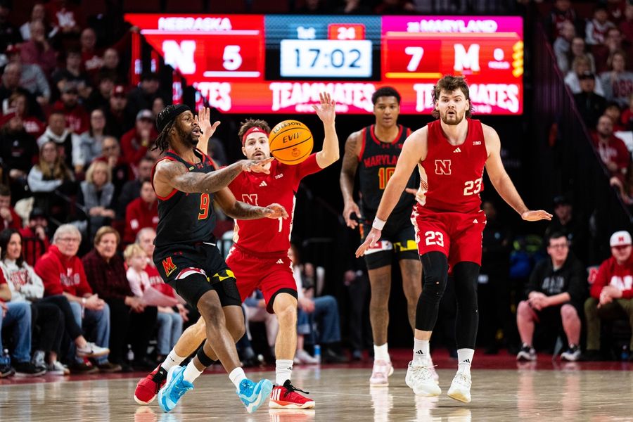 Deadspin | No. 25 Maryland outlasts Nebraska for 6th win in 7 games