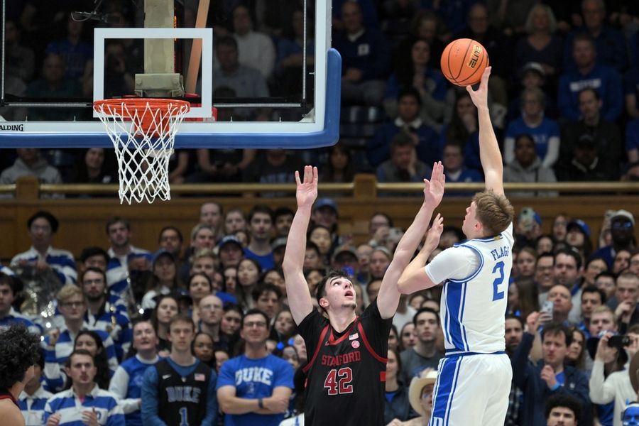 Deadspin | No. 3 Duke continues roll, crushing Stanford