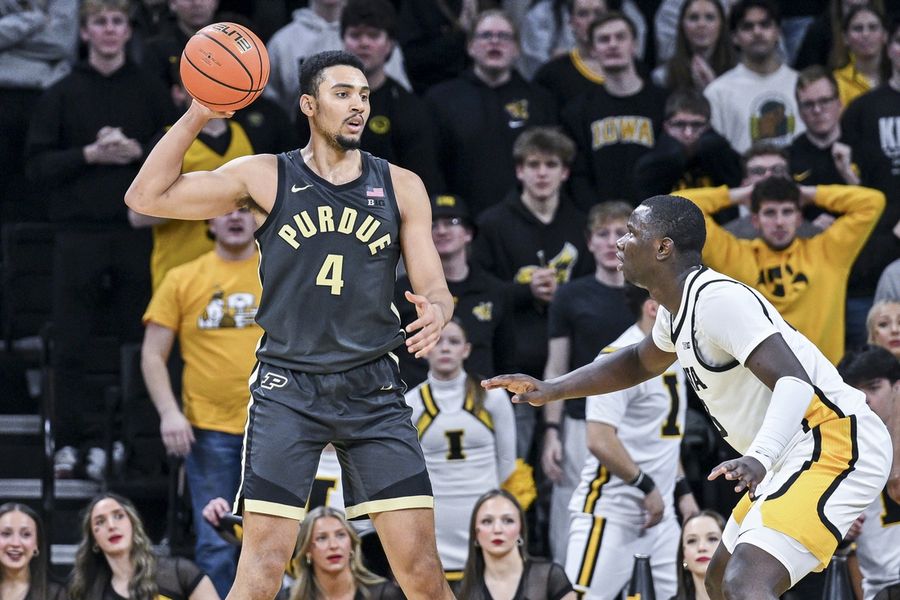 Deadspin | No. 7 Purdue aims to keep win streak alive vs. Southern Cal