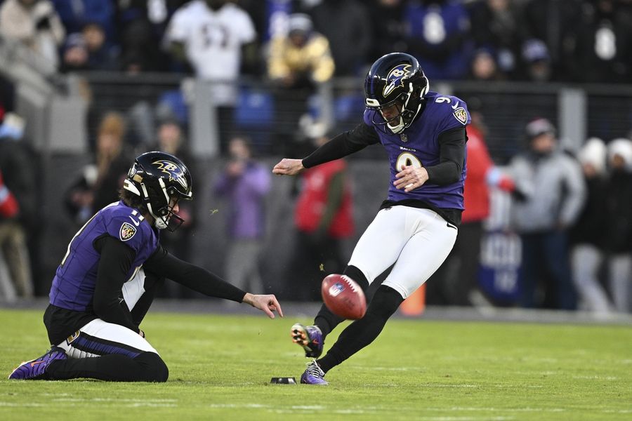 Deadspin | Ravens' Justin Tucker, wife address misconduct allegations