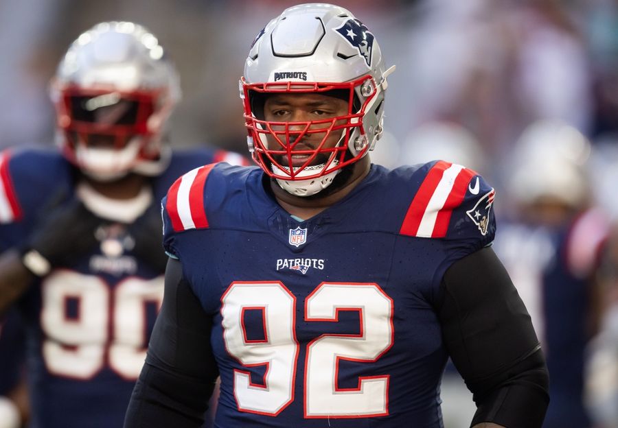 Deadspin | Report: Pats give DT Davon Godchaux OK to seek trade