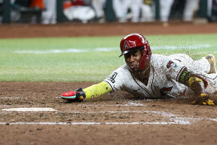 Deadspin | Reports: D-backs SS Geraldo Perdomo gets 4-year extension