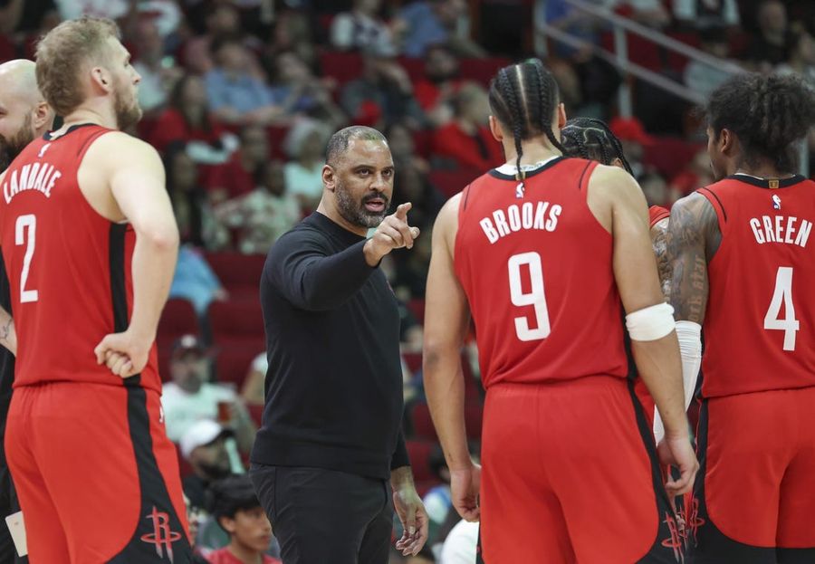 Deadspin | Rockets pursue defensive improvement vs. Suns