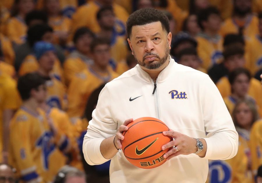 Deadspin | Slumping Pitt aims to halt slide vs. Miami