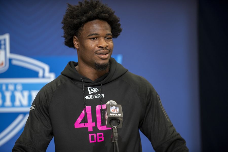 Deadspin | South Carolina S Nick Emmanwori predicts 4.3 40 at combine