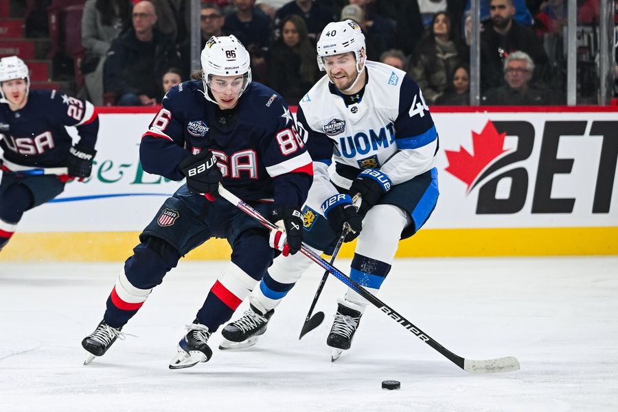 Deadspin | USA pulls away from Finland for 4 Nations blowout