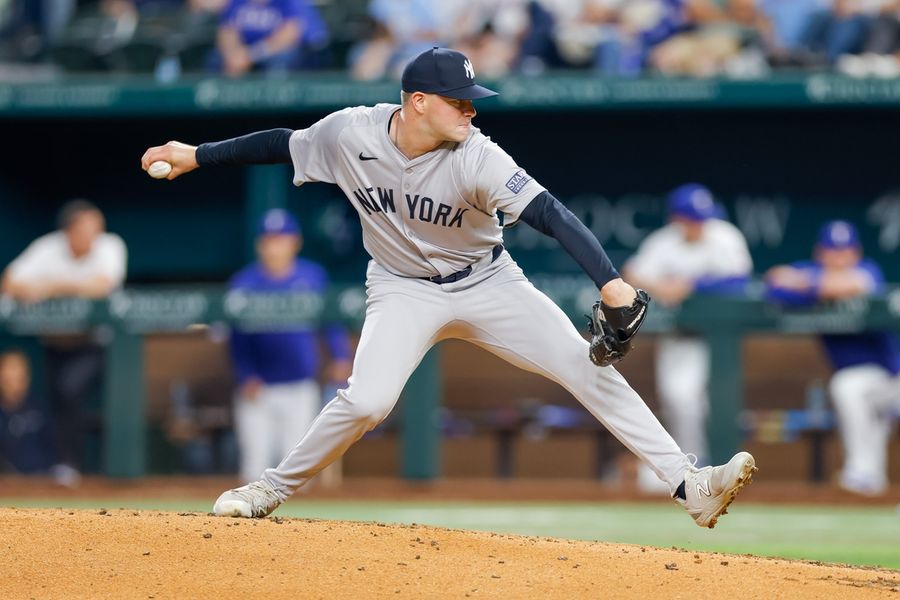 Deadspin | Yankees reliever Scott Effross (hamstring) out 'some time'