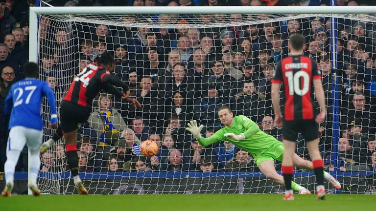 Everton 0-2 Bournemouth: Cherries through to FA Cup fifth round after beating Toffees in last cup game at Goodison Park