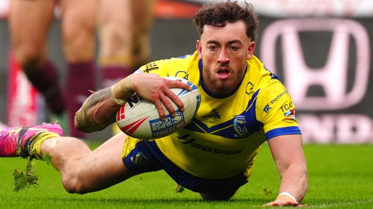 Super League round one: Warrington battle to 20-12 victory against Huddersfield in battle of Burgess brothers