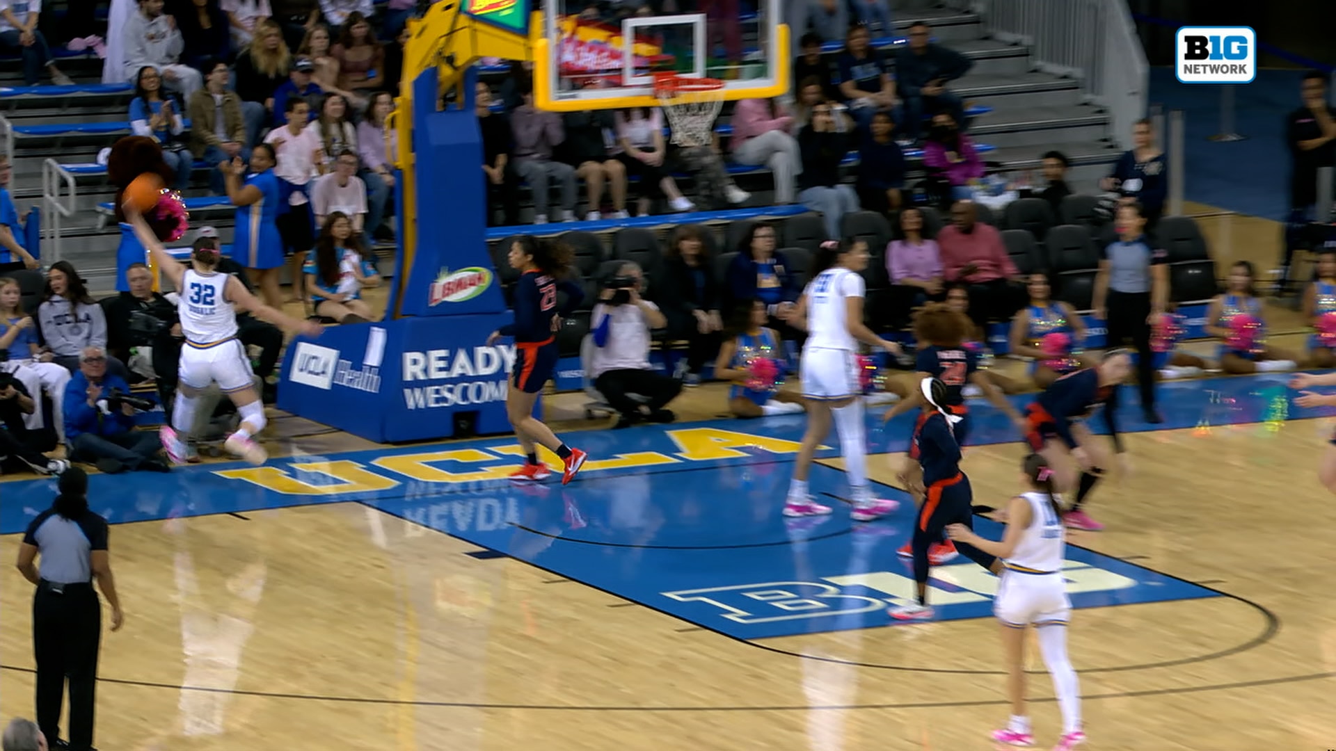 UCLA's Gabriela Jaquez makes the layup off of a great pass from Angela Dugalic