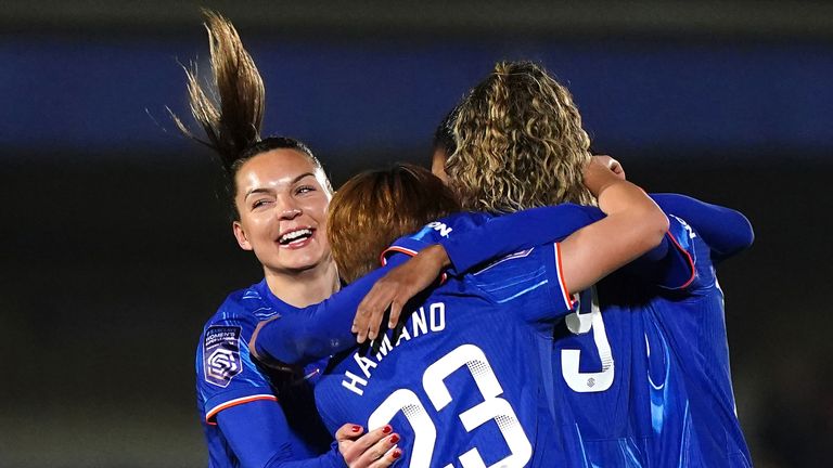 Chelsea 3-1 Leicester: WSL leaders back to winning ways with Foxes victory to open eight-point gap on Man Utd