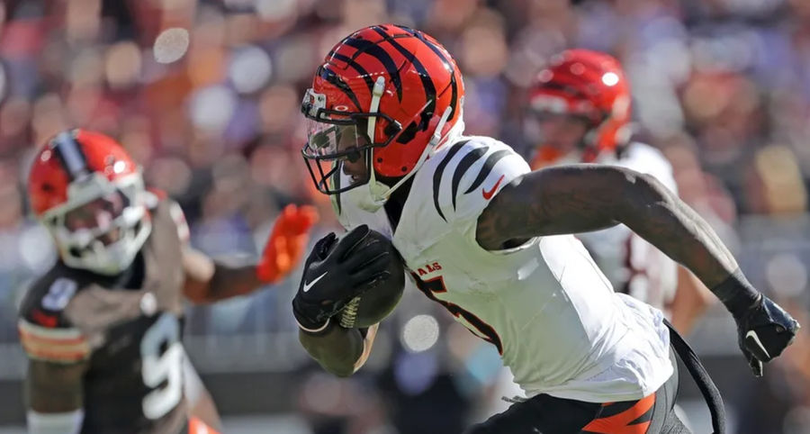 Cincinnati Bengals Franchise Tag Tee Higgins, Can’t Screw Up Ja’Marr Chase Relationship | Deadspin.com