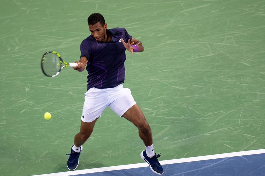 Deadspin | ATP roundup: Felix Auger-Aliassime makes Dubai final