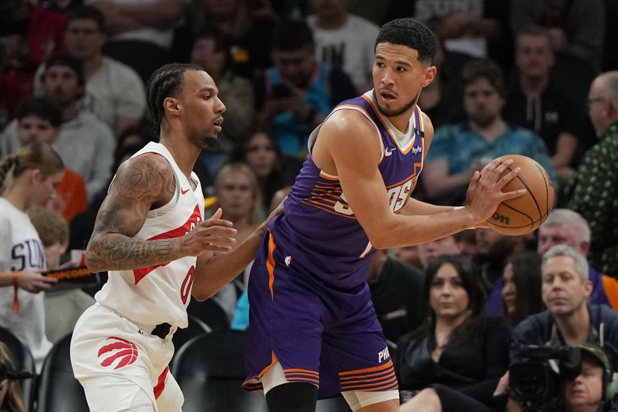 Deadspin | Devin Booker pours in 27 as Suns romp past Raptors