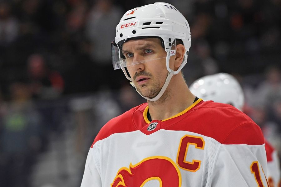 Deadspin | Flames F Mikael Backlund (upper body) week-to-week