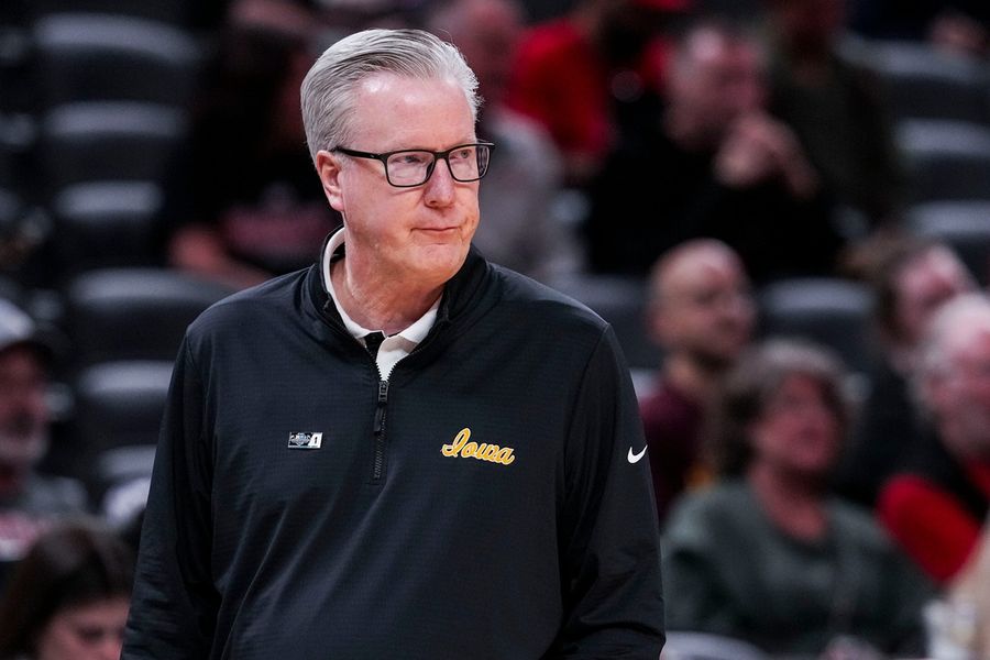 Deadspin | Report: Iowa to part ways with Fran McCaffery