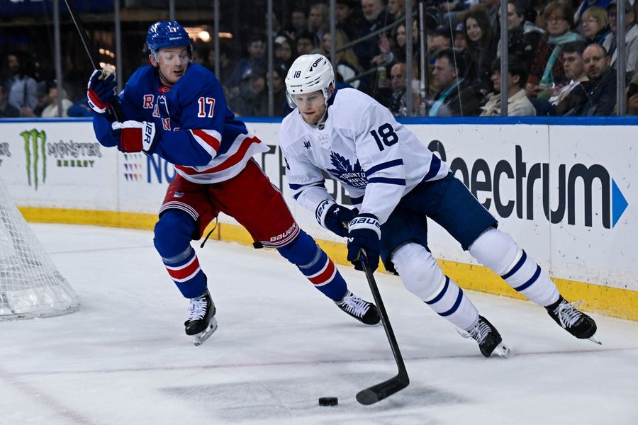 Deadspin | John Tavares reaches 1,100 career points as Maple Leafs hold off Rangers