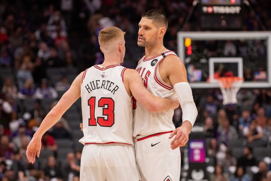 Deadspin | NBA roundup: Bulls storm back from 19 down to beat Kings