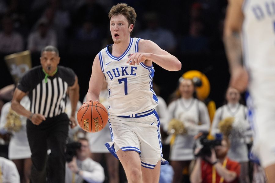 Deadspin | NCAA Tournament can wait: No. 1 Duke, No. 13 Louisville want ACC title