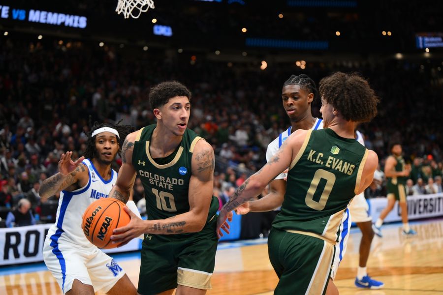 Deadspin | NCAA Tournament roundup: No. 12 Colorado State stuns No. 5 Memphis