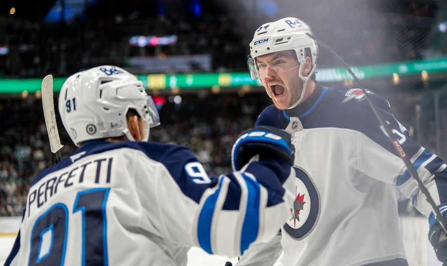 Deadspin | NHL roundup: Dylan Samberg's OT goal lifts Jets past Kraken