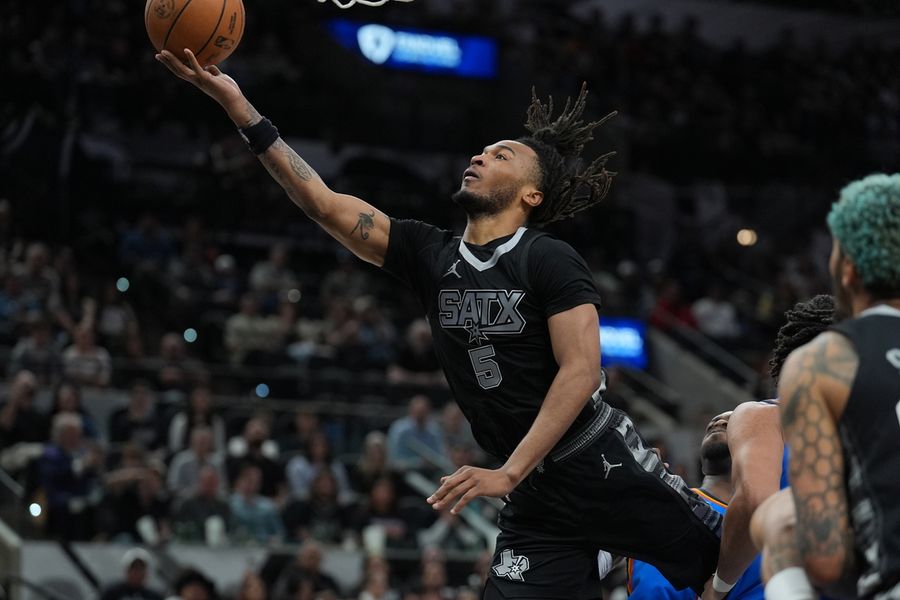 Deadspin | Nets drag 4-game losing streak into clash with stumbling Spurs