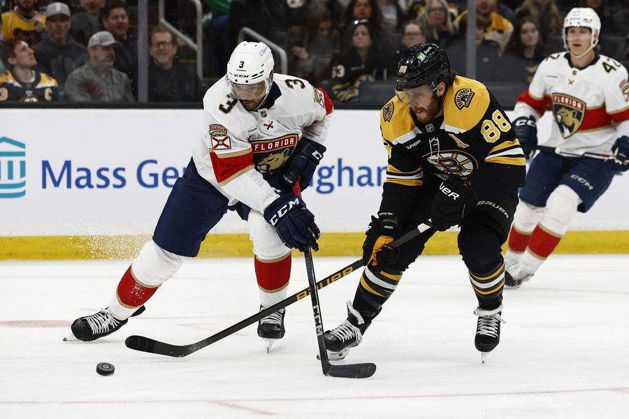 Deadspin | New-look Bruins look to stay hot vs. streaking Senators