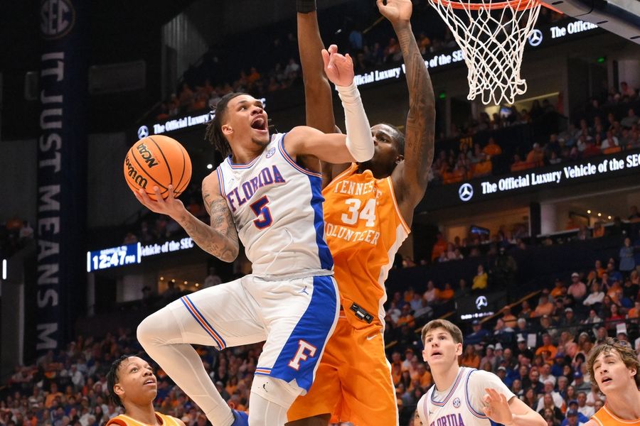 Deadspin | No. 4 Florida holds off No. 8 Tennessee for SEC tourney title