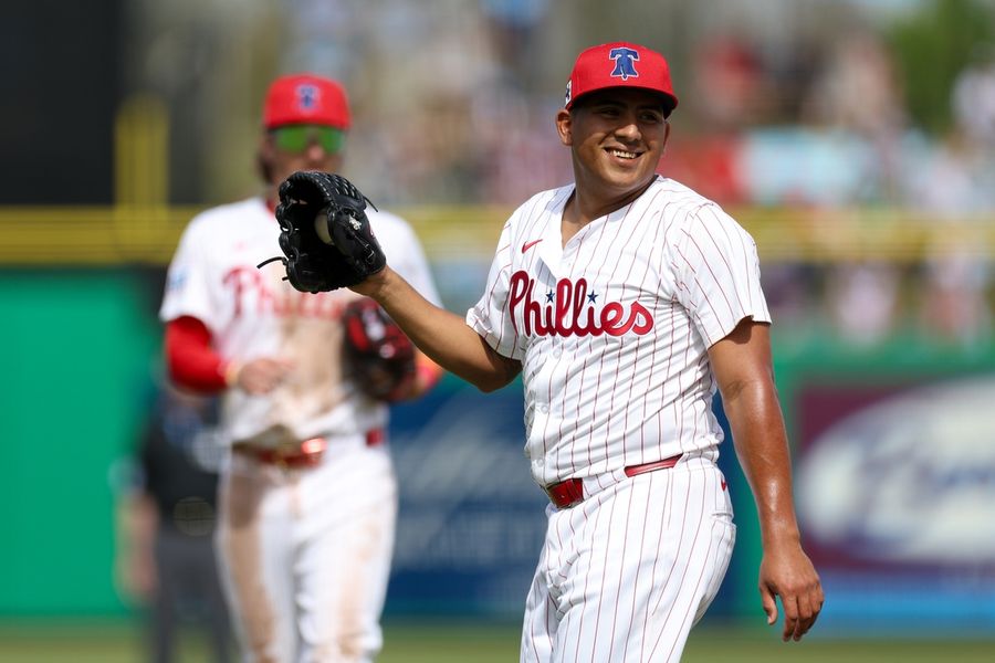 Deadspin | Phillies LHP Ranger Suarez to miss next start (back)