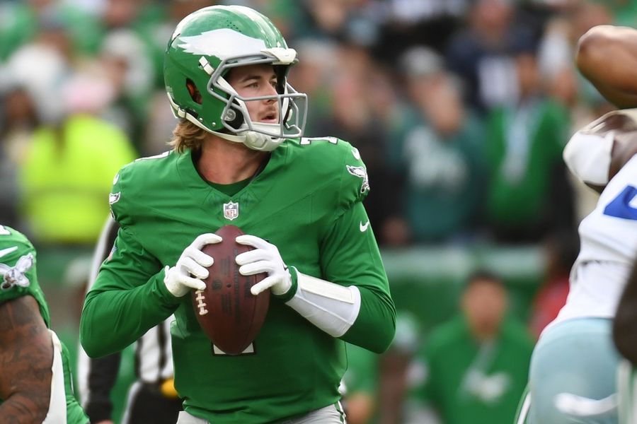 Deadspin | Reports: Browns trade for Eagles QB Kenny Pickett