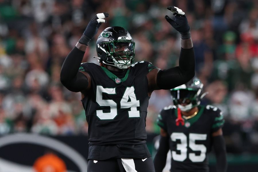 Deadspin | Reports: Commanders reach 3-year deal with DT Javon Kinlaw