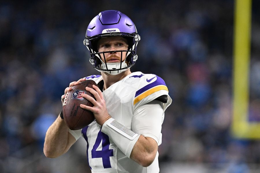 Deadspin | Reports: Vikings won't tag Sam Darnold but hope to re-sign him