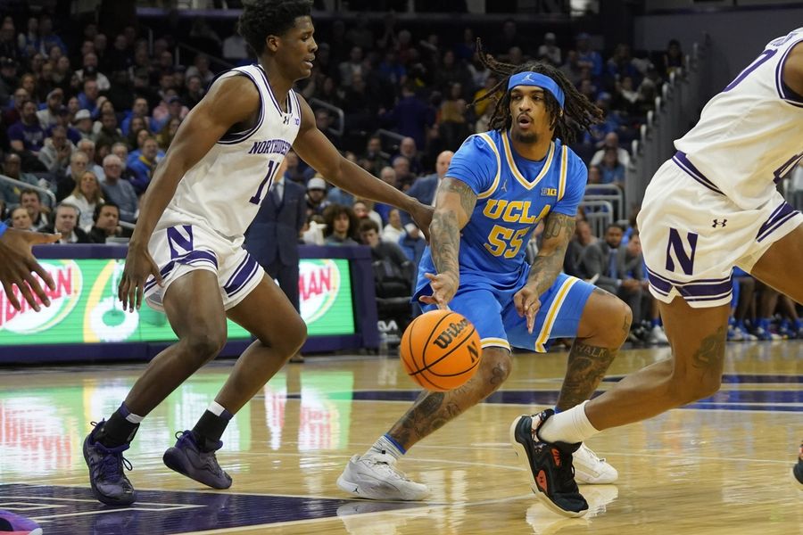 Deadspin | Up 14 late, UCLA withstands Northwestern's rally