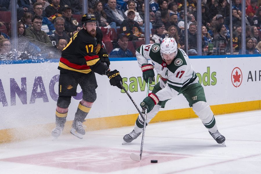 Deadspin | Wild aim to bounce back in clash with streaking Avs