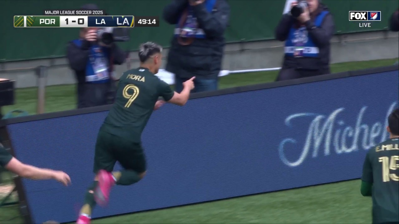 Felipe Mora's clinical finish helps Portland Timbers strike first vs. LA Galaxy