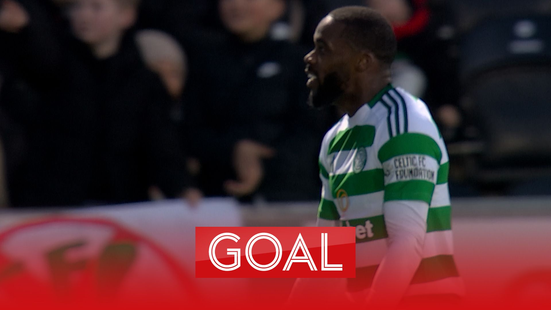 Jeffrey Schlupp's first Celtic goal gives them the lead against St Mirren!