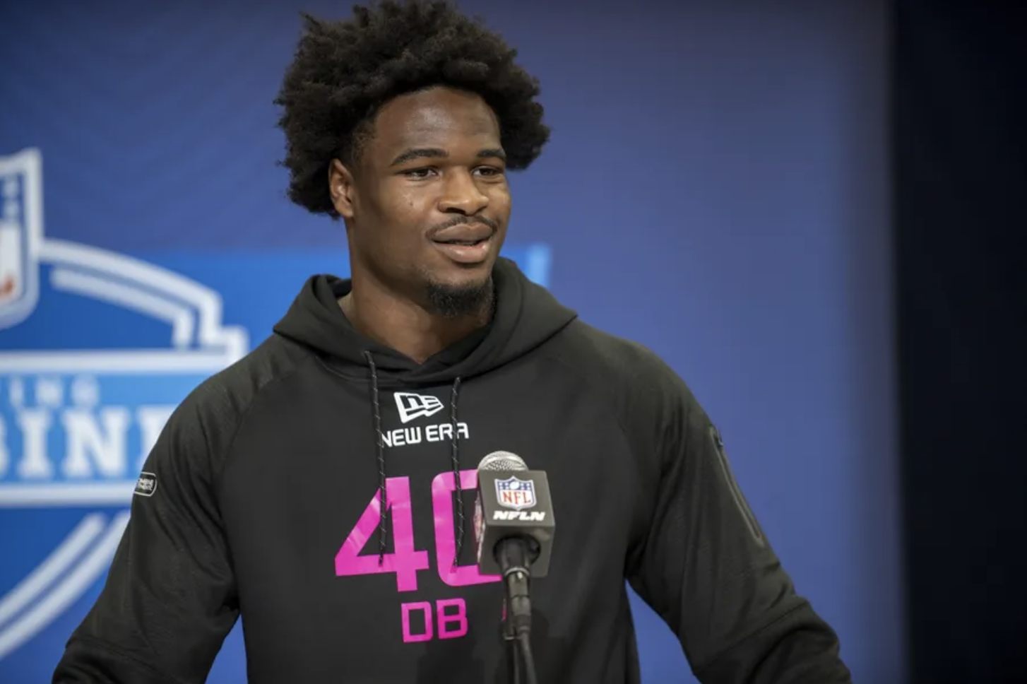 NFL Combine Winners and Losers: Cam Ward Bets on Tape, Nick Emmanwori Bets on Physics | Deadspin.com