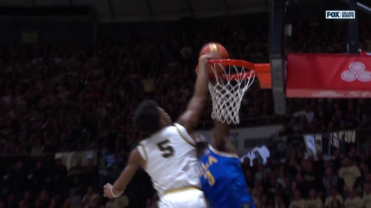 UCLA's Eric Dailey Jr. throws down one-handed poster in transition vs. Purdue